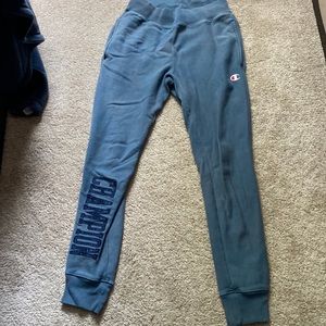 Men’s Champion Pants Size Small Distressed